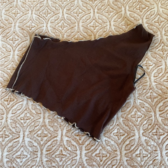 One Shoulder Colorblock Crop Top - Picture 10 of 12